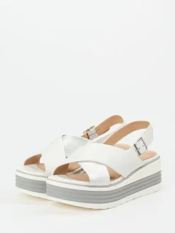 – Plateau-Sandale aus Kalbleder Offwhite*Regarde Le Ciel Sale