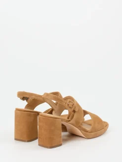 – Sandalen aus Nubukleder cognac*Regarde Le Ciel Online