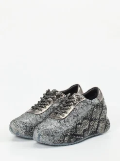 – Sneaker aus Metallic-Textil in grau*Rise Hot