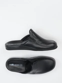 – Lederpantoffeln aus Kalbleder*Rohde Hot