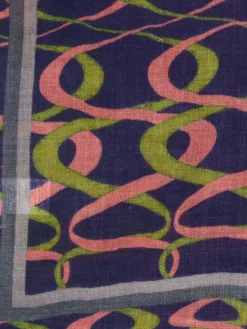 – Schal aus Wolle mit muster*RUBICON