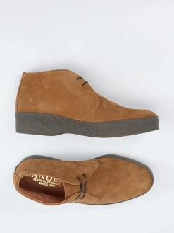 – Desert Boots aus Veloursleder cognac*Sanders And Sanders Hot