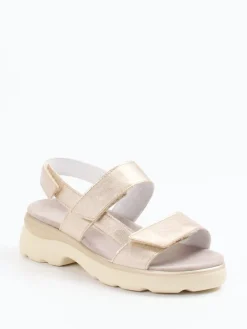 – Komfort-Sandalen aus Metallic-Leder*Semler Clearance