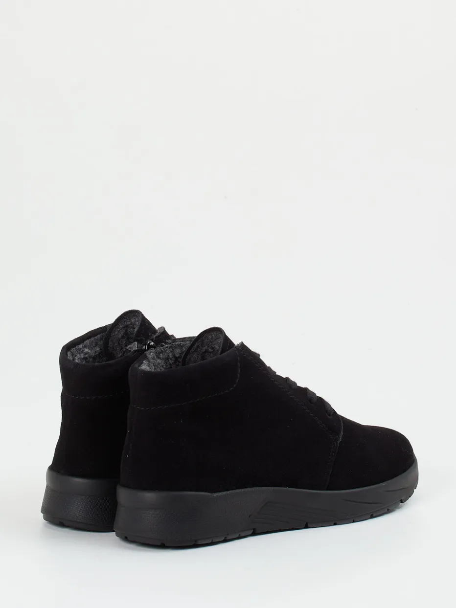 – Schnürstiefelette aus Veloursleder*Semler Hot