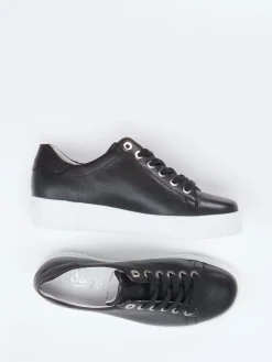 – Sneaker aus Kalbleder in*Semler Hot