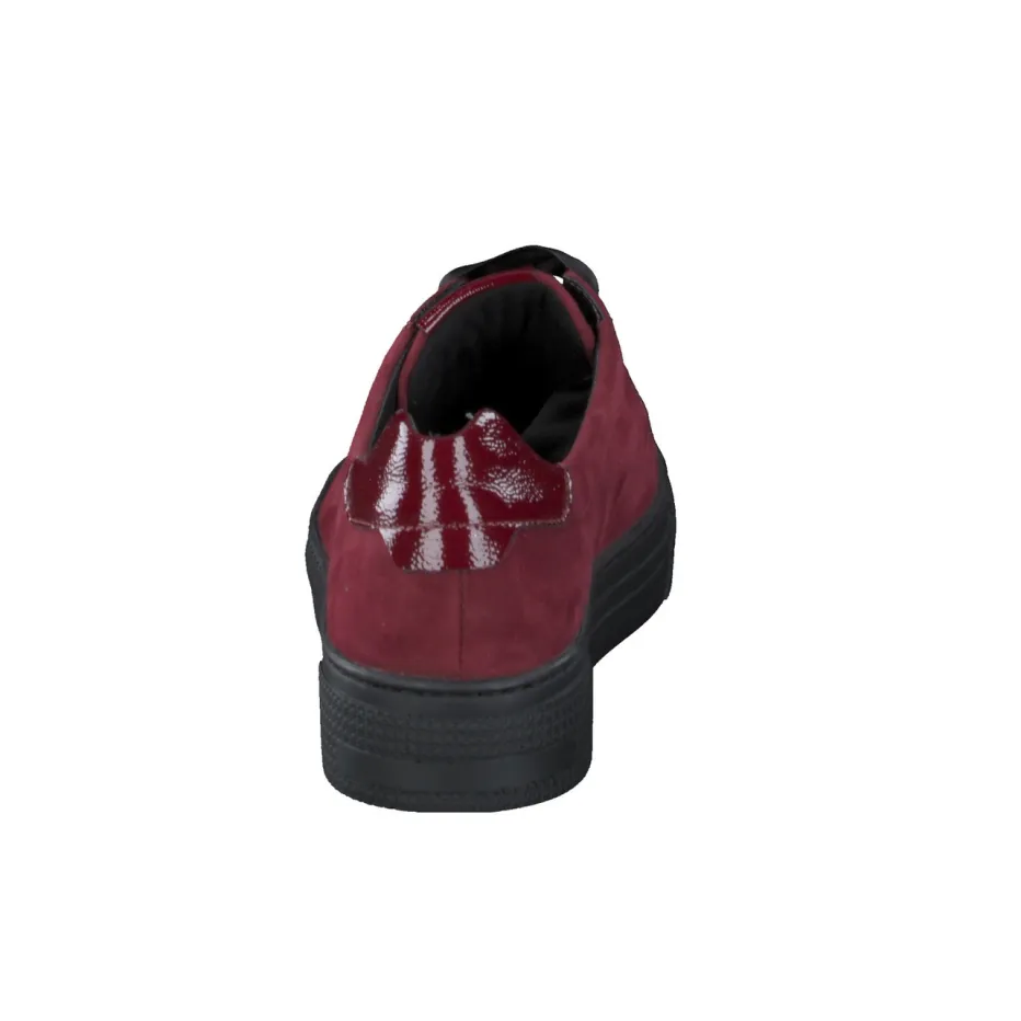 – Sneaker aus Veloursleder in Bordeaux*Semler Online
