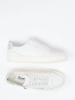 – Low-Top Sneaker aus Kalbleder Offwhite*Sioux