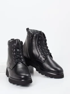 – Schnürboots aus Kalbleder*Sioux