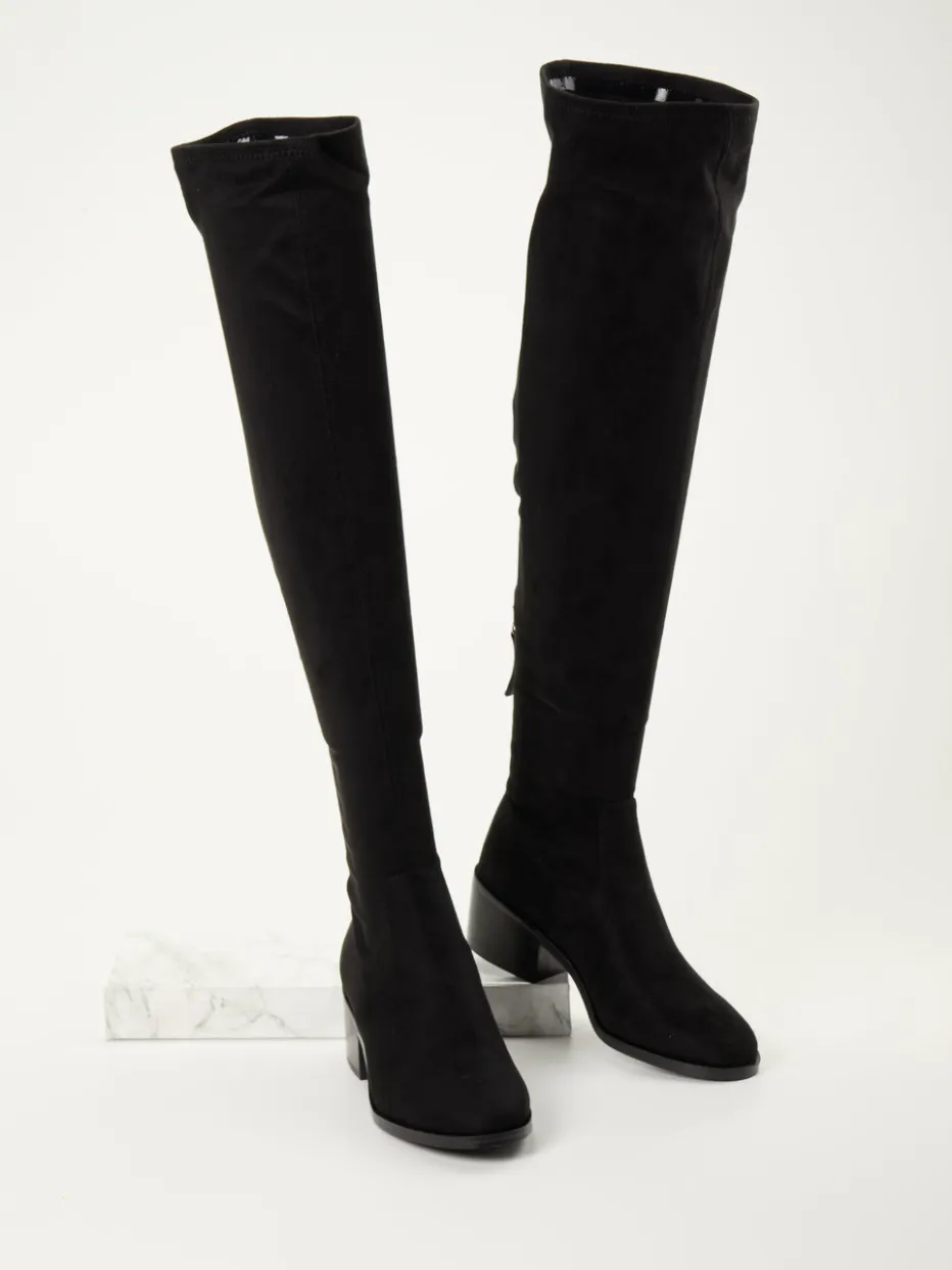 – Overknee-Stiefel aus Stretchvelours*Steve Madden Best