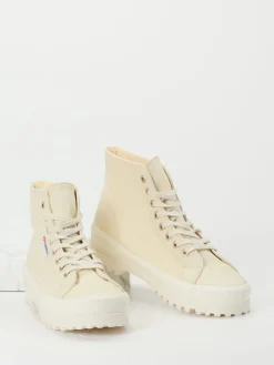 – High-Top Sneaker aus Leder in*Superga