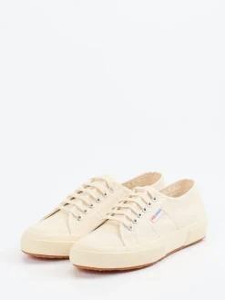 Damen Superga – Sneaker aus Canvas in Creme