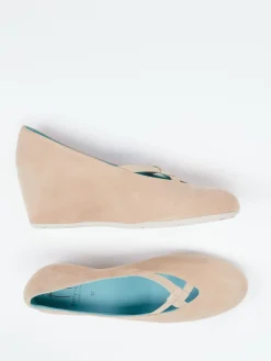 – Keilpumps aus Veloursleder*Thierry Rabotin Sale