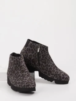 – Stiefelette aus Veloursleder*Thierry Rabotin Best