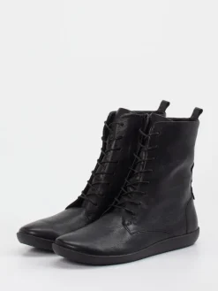 – Schnür-Boots aus Ziegenleder*Think Discount