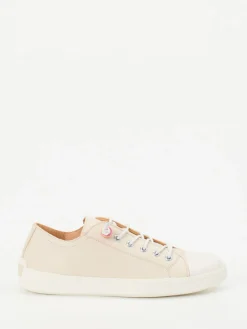 – Sneaker aus Kalbleder in Cremeweiß*Think Best