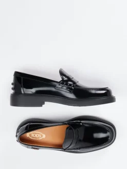 – Loafer aus Hochglanzleder*Tod's New