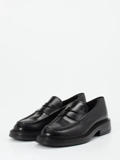 – Loafer aus Hochglanzleder*Tod's Hot