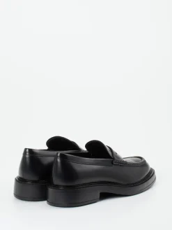 – Loafer aus Hochglanzleder*Tod's Hot