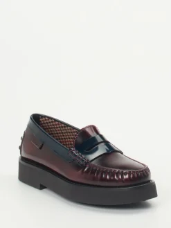 Damen Tod's – Loafer aus Hochglanzleder in Bordeaux