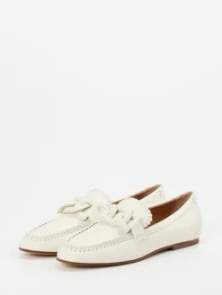 – Loafer aus Kalbleder in Creme*Tod's New