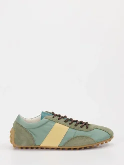 – Sneaker aus Veloursleder in Salbei*Tod's