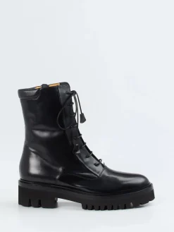 – Schnürboots aus Kalbleder*Truman's Outlet