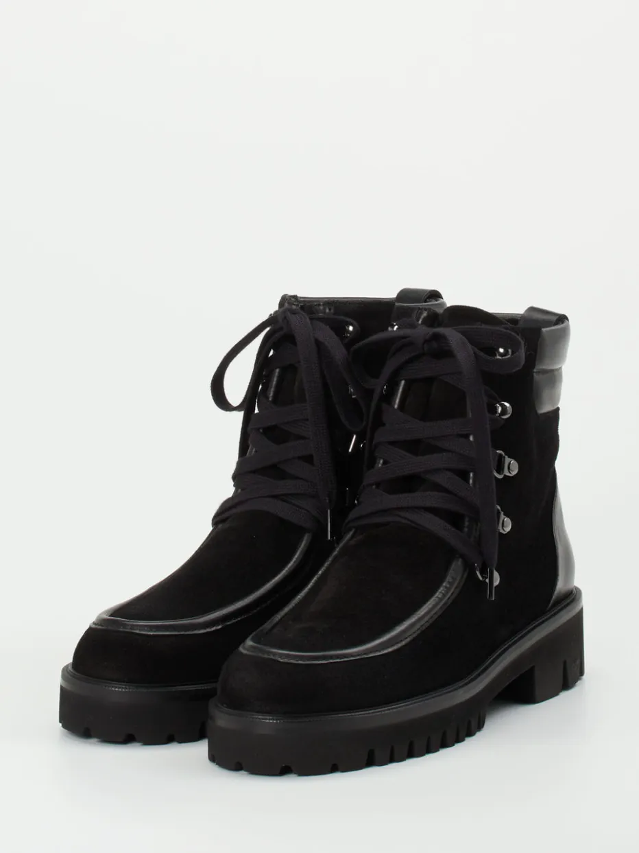 – Schnürboots aus Veloursleder*Truman's Sale