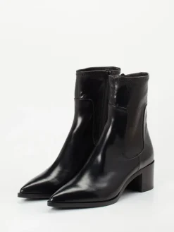 – Stiefeletten aus Kalbleder*Truman's New