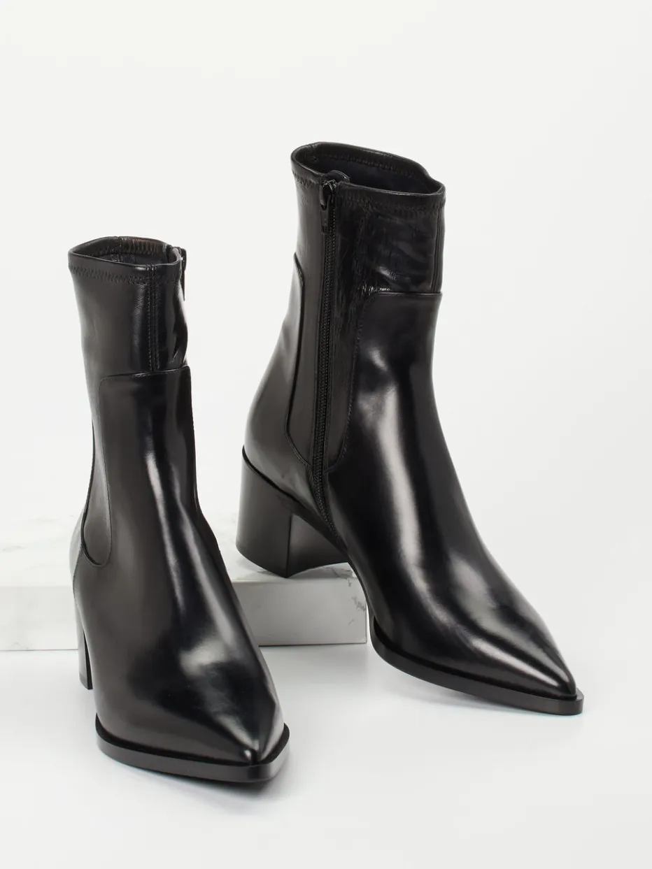 – Stiefeletten aus Kalbleder*Truman's New