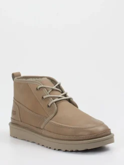 Herren UGG – Chukka Boots aus Nubukleder sandbeige