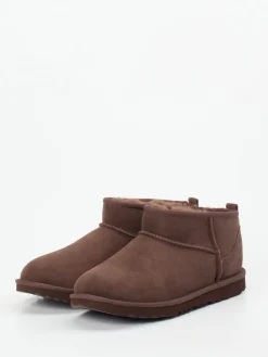 – Lammfell-Boots aus Veloursleder schoko*UGG