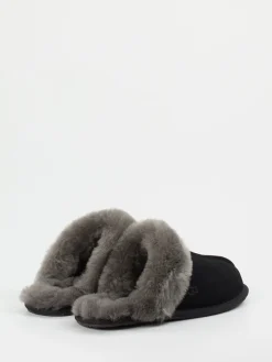 Damen UGG – Lammfell-Pantoffeln aus Veloursleder