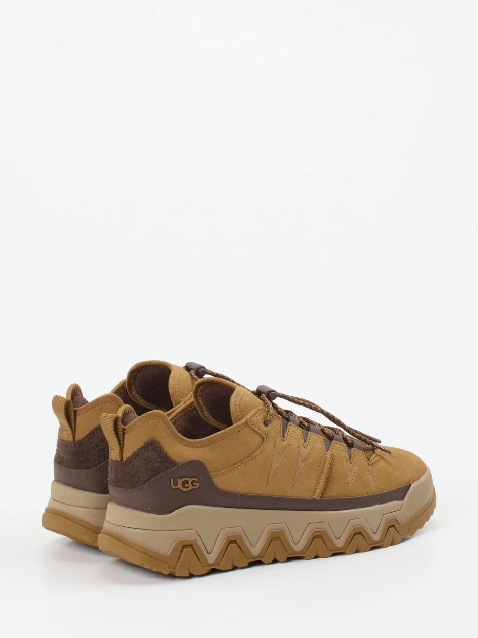 Herren UGG – Outdoor-Sneaker aus Veloursleder camel