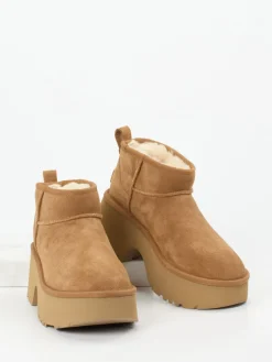 – Plateau-Stiefelette aus Veloursleder*UGG Online
