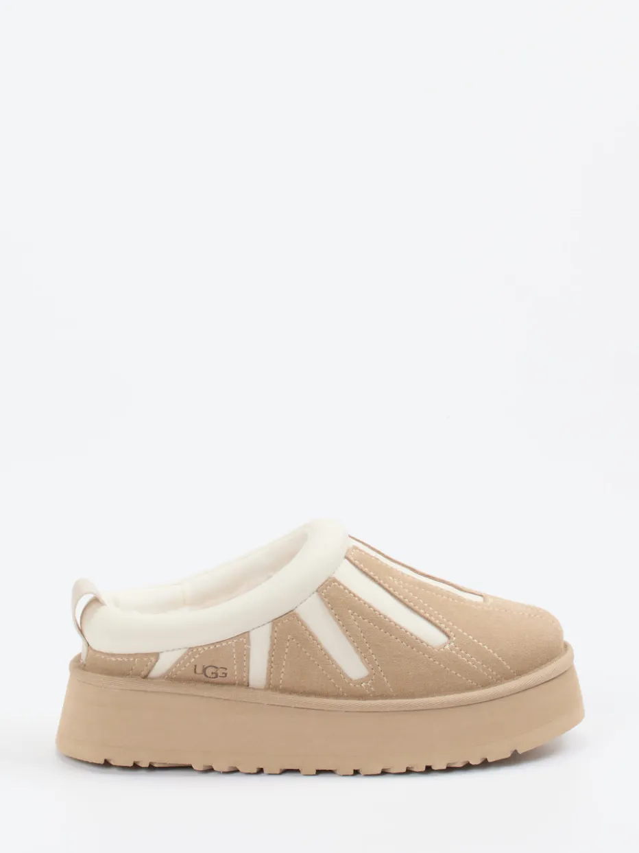 – Plattform-Pantoletten aus Veloursleder*UGG New