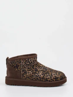 – Stiefeletten aus Fell mit Leoprint*UGG Online