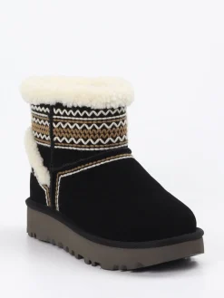 – Stiefeletten aus Veloursleder mit Lammfell*UGG