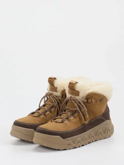 Damen UGG – Winterboots aus Veloursleder cognac