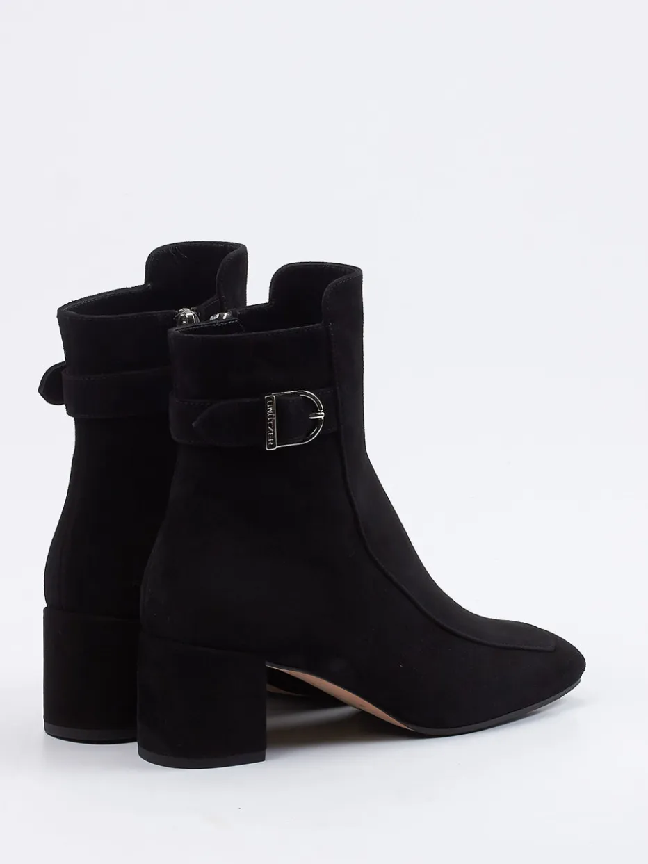 – Stiefelette aus Veloursleder*Unützer Best