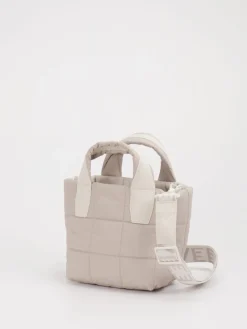 – Mini Tote Bag aus Nylon taupe*VeeCollective Berlin