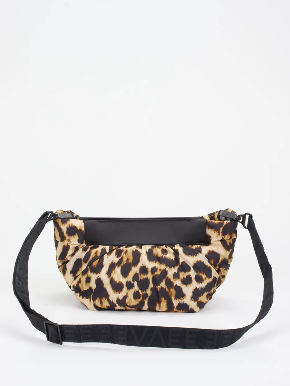 Damen VeeCollective Berlin – Schultertasche aus Nylon im Leoprint