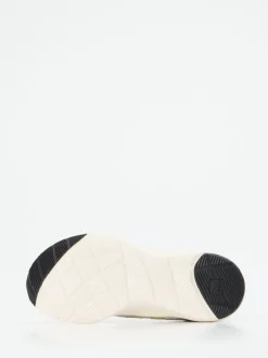 Damen VEJA – Performance-Sneaker aus veganem Mesh hell