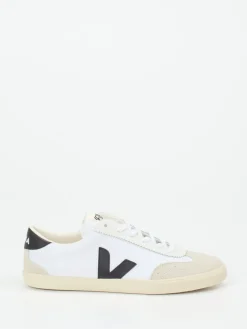 – Sneaker aus Canvas und Wildleder*VEJA Online