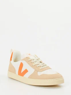 – Sneaker aus Kalbleder und Veloursleder Beige*VEJA