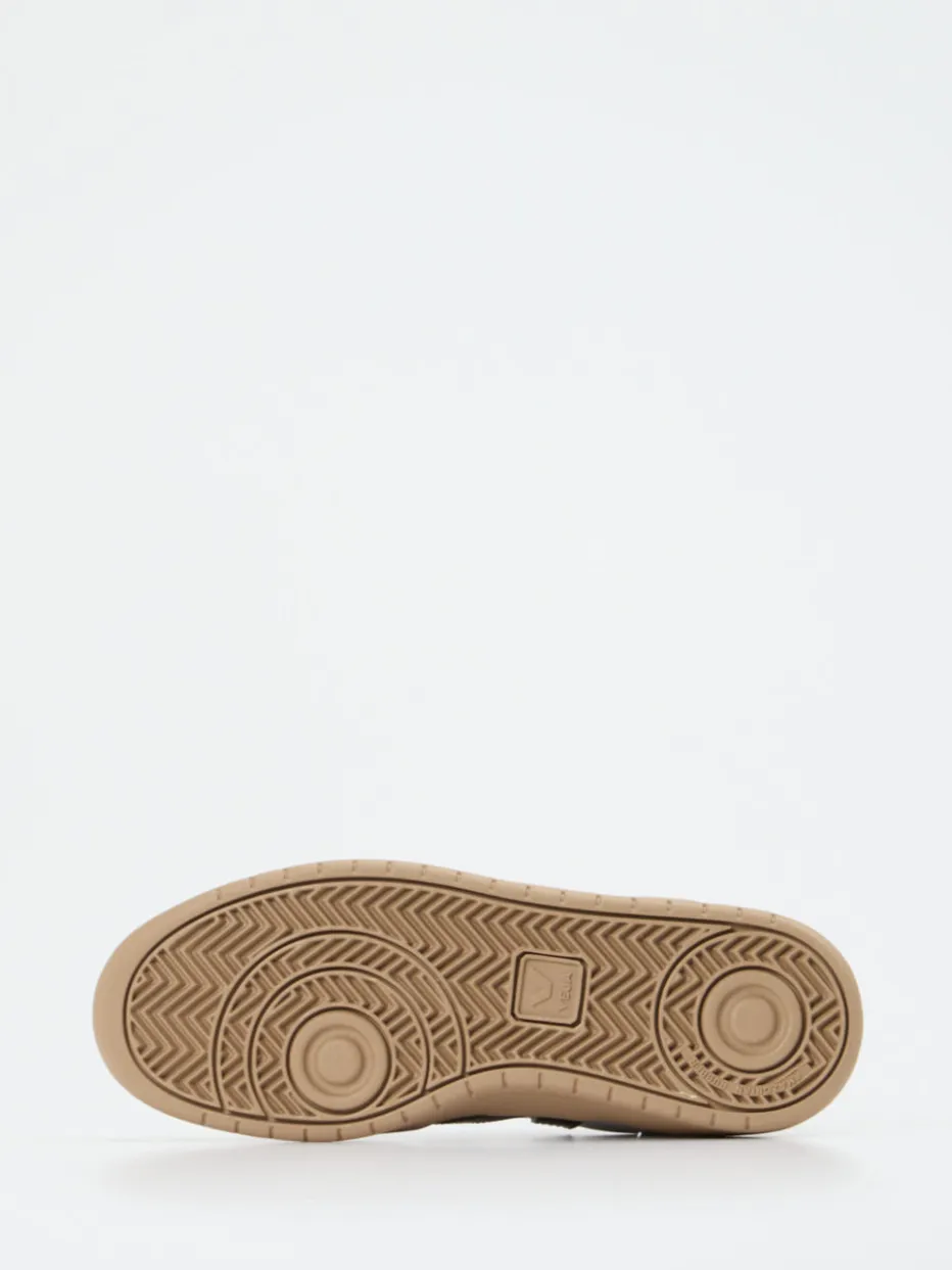 – Sneaker aus Kalbleder in*VEJA Outlet