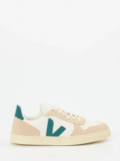 – Sneaker aus Kalbleder mit Veloursdetails*VEJA Hot