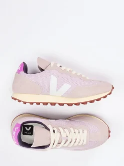 Damen VEJA – Sneaker aus Mesh und Veloursleder Rosé