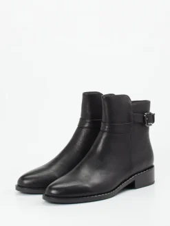 – Stiefelette aus Glattleder*Vivian Ray Best