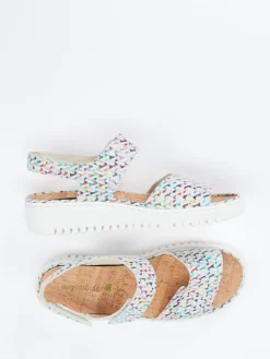 Damen Waldläufer – Komfortsandale aus geprägtem Leder color