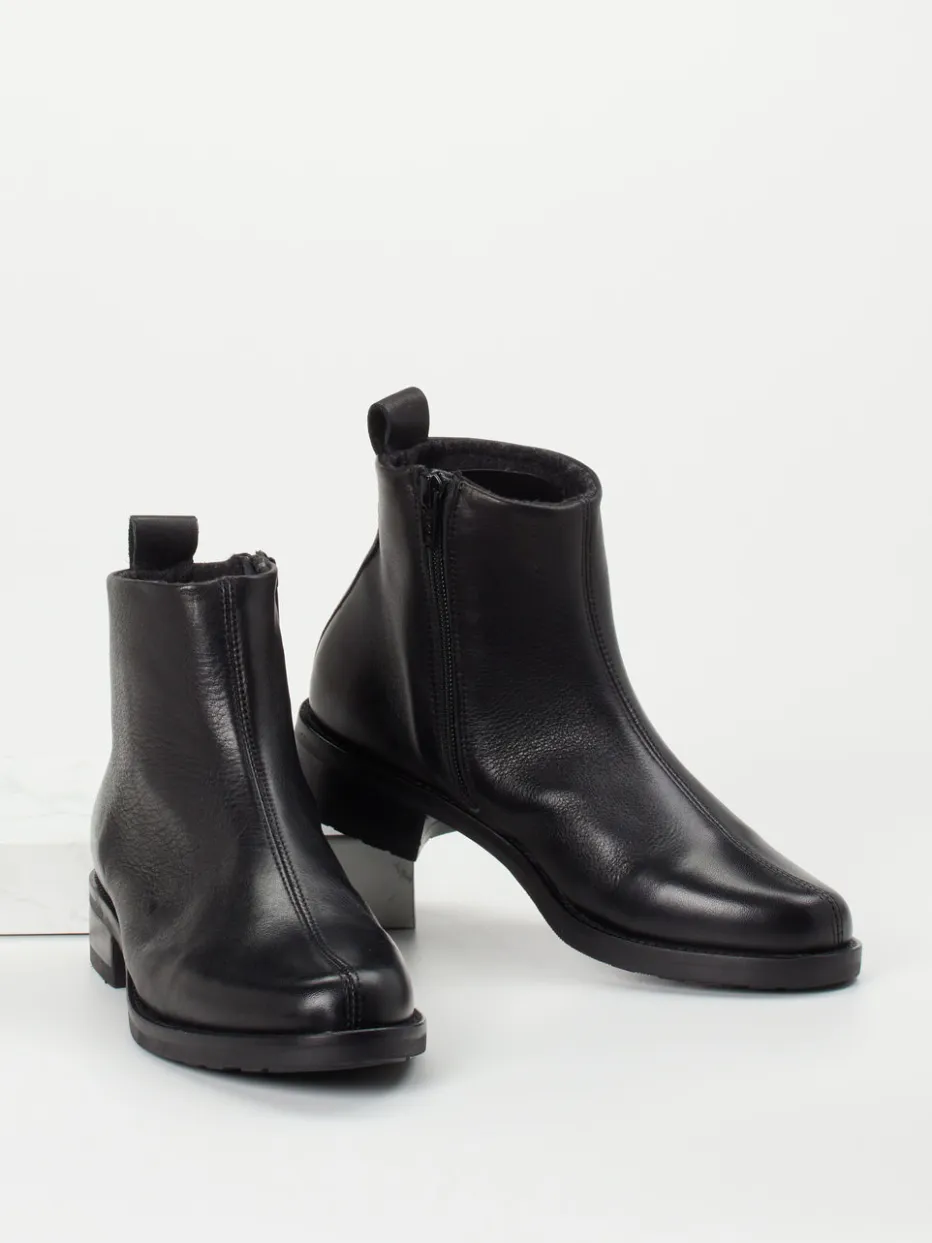 – Stiefelette aus Kalbleder in*Werner Outlet